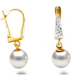 Orecchini con perle Akoya bianche AAA mm in oro 18 carati e diamanti