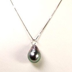 Ciondolo Oro 18k perla barocca di Tahiti da 8 a 9 mm